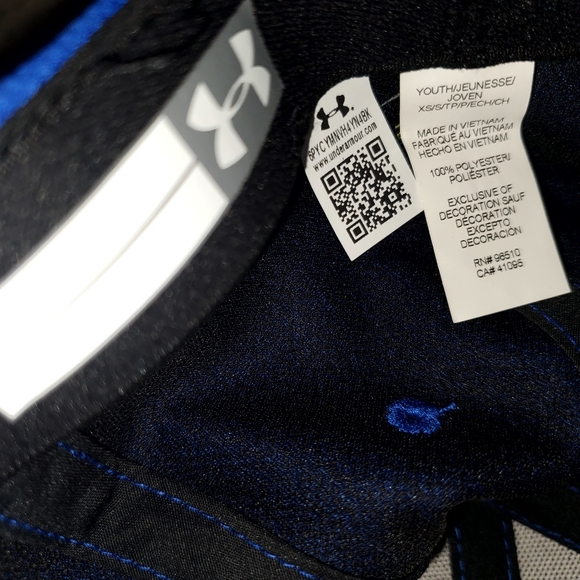 Youth Under Armour Hat - Picture 2 of 3
